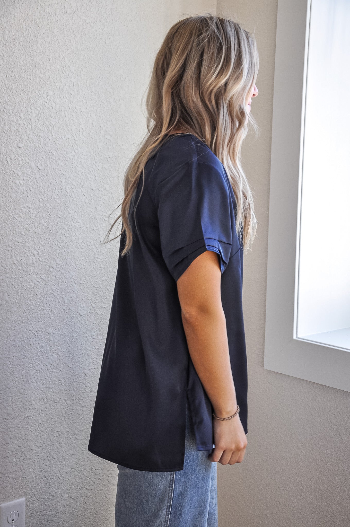 BasicShortSleeveSatinBlouse_2
