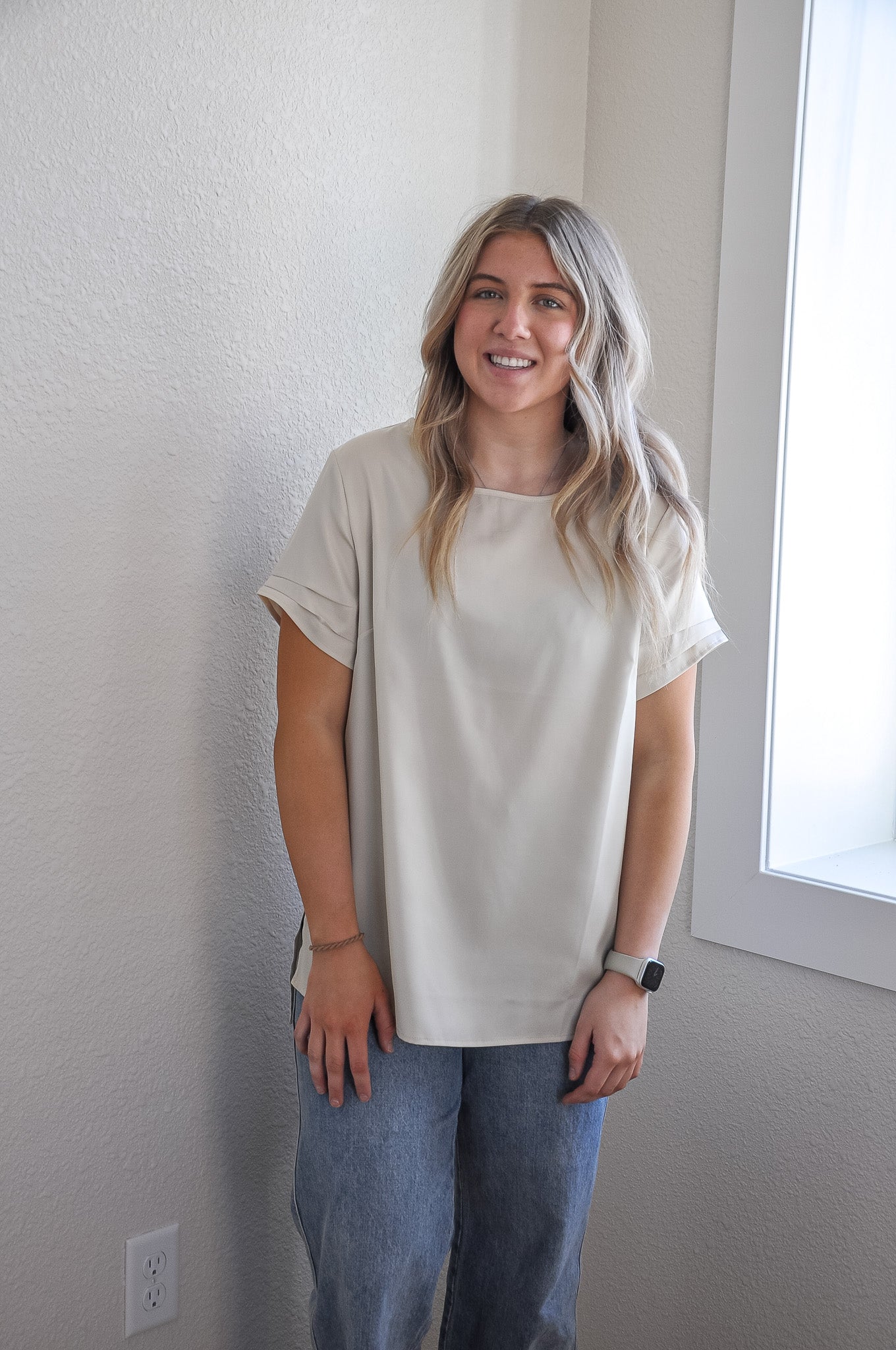 BasicShortSleeveSatinBlouse_4