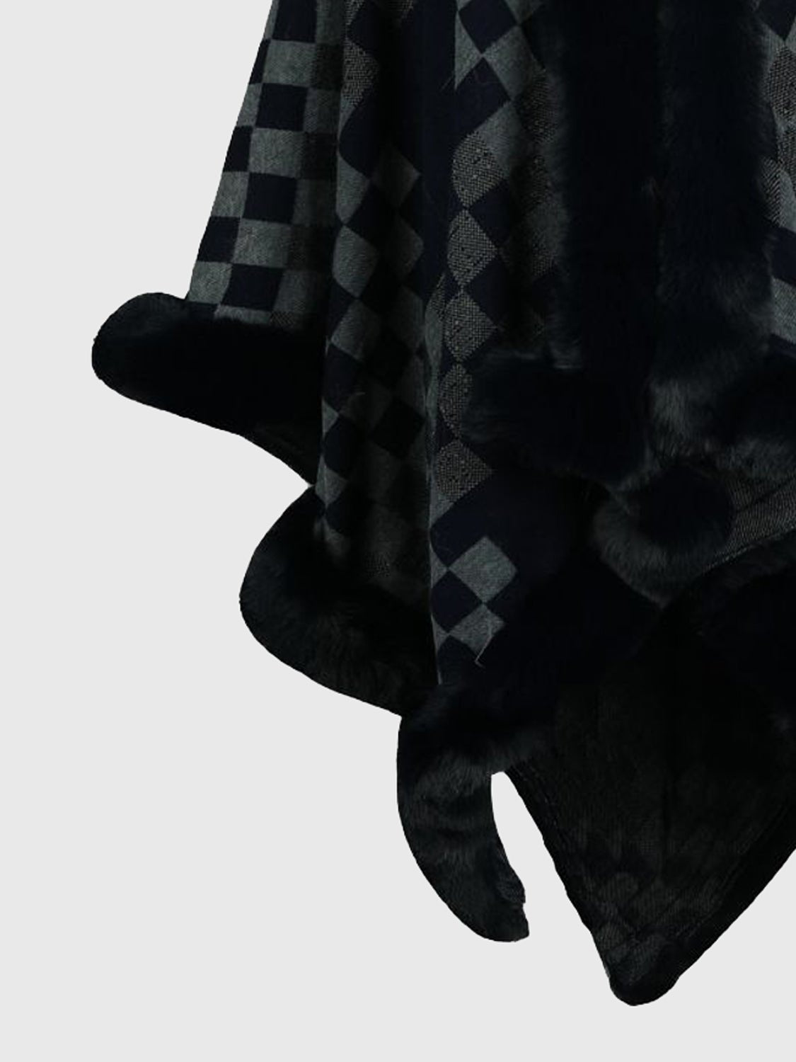 checkered-faux-fur-trim-poncho-255015