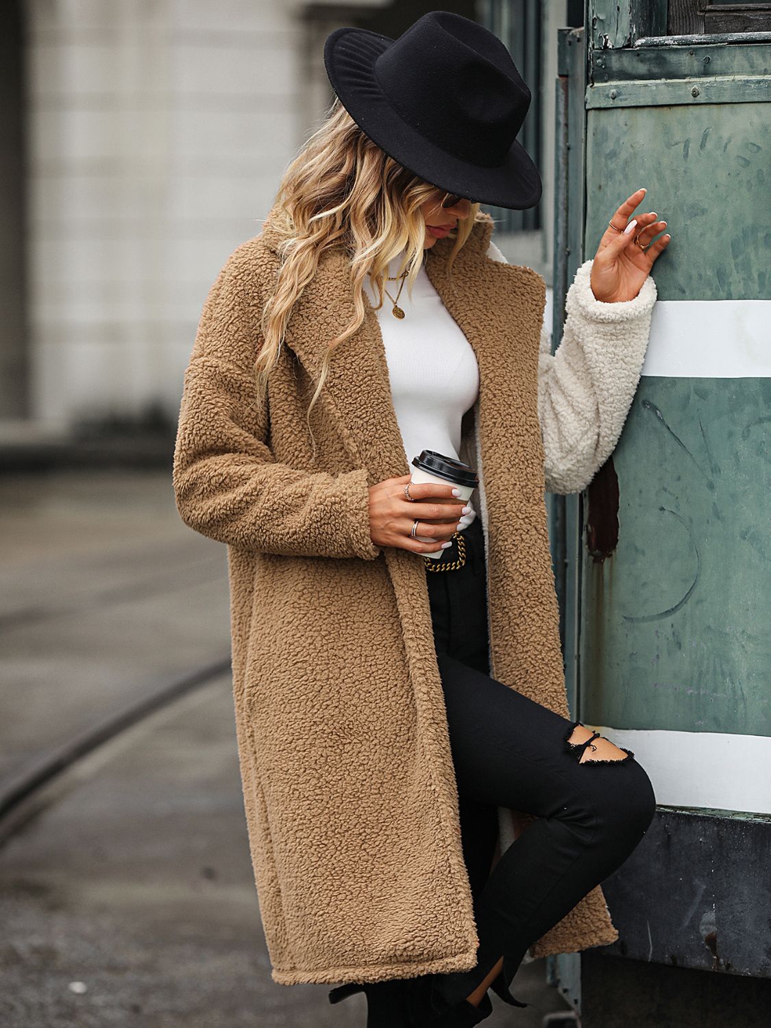 contrast-dropped-shoulder-sherpa-coat-202983