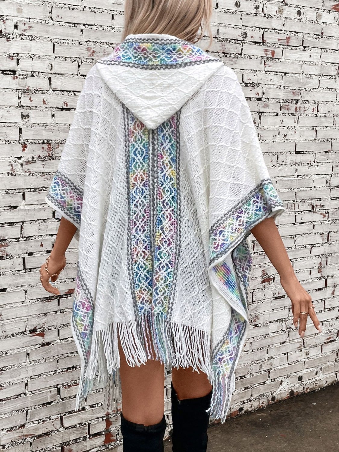 fringe-half-sleeve-hooded-poncho-250838