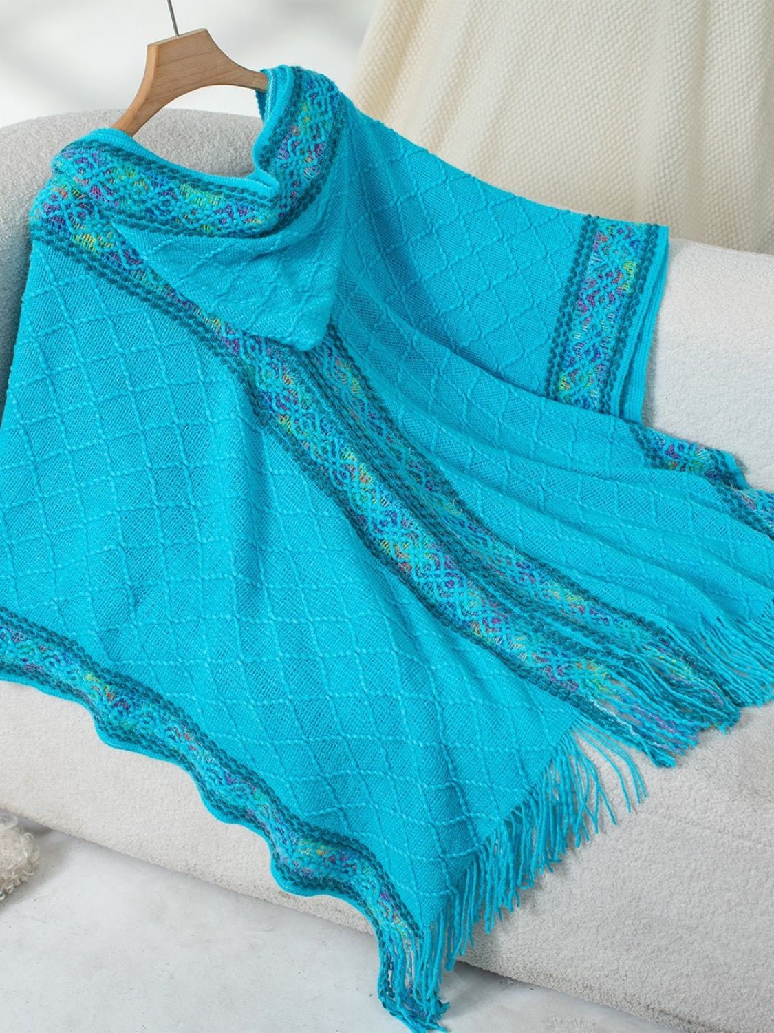 fringe-half-sleeve-hooded-poncho-571772